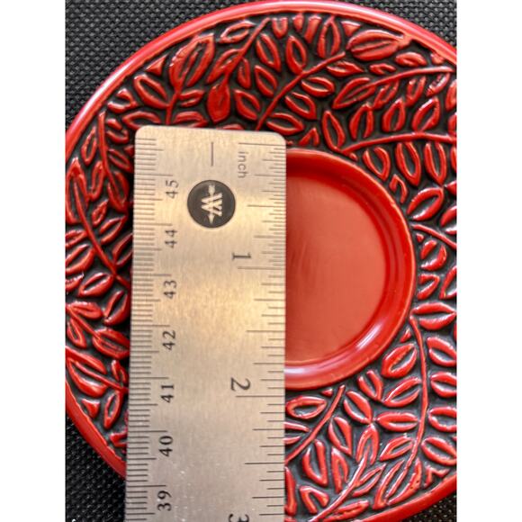 Vintage Japanese Red & Black Tea Saucers / Coasters, Foliage Motif (Set of 5) - Picture 9 of 9